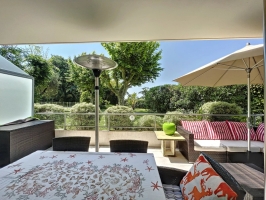 Foto Appartement BEAUTIFUL GROUND FLOOR APARTMENT + TERRACE 60sqm - CANNES MONTROSE