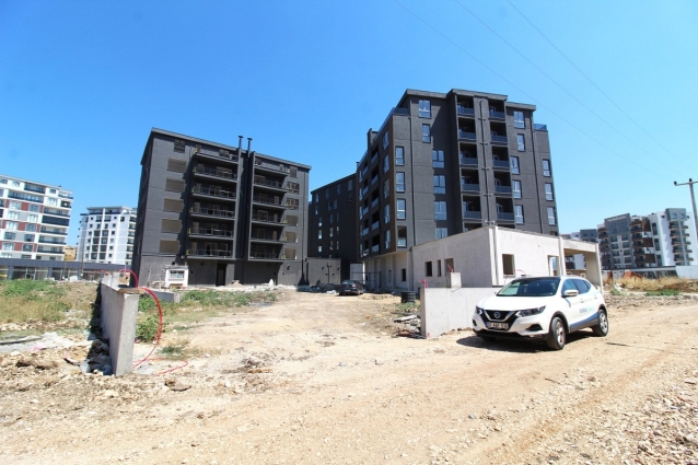 Appartementen in een complex met een zwembad in Bursa